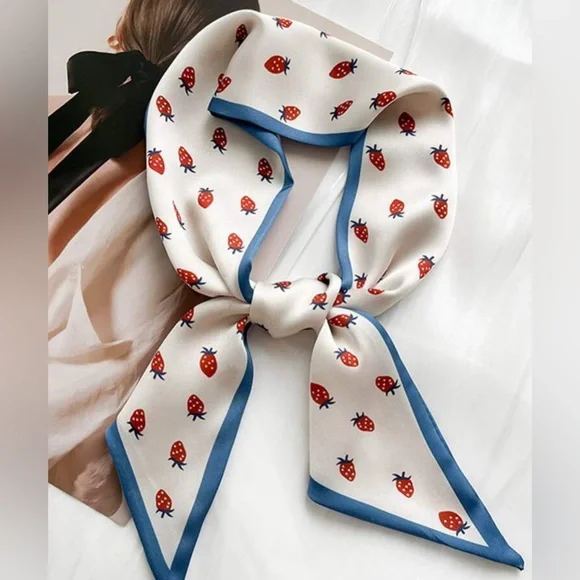 3/$25 NWOT Blue Twill Scarf - Picture 10 of 14